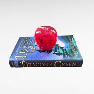 New Dragon’s Green Series Hardcover Book With 3D Vintage 90s Apple Puzzle